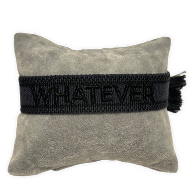 WHATEVER - Bestickte Armbänder