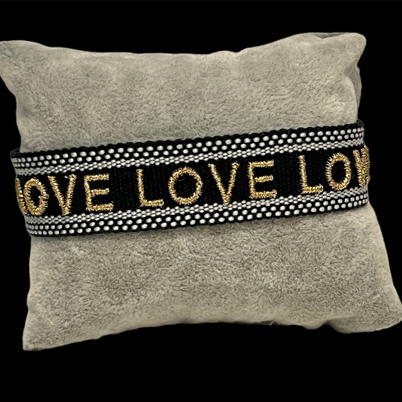 LOVE LOVE LOVE - Bestickte Armbänder