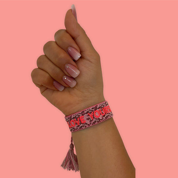 LOVE YOURSELF - Bestickte Armbänder