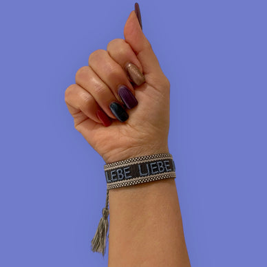 LEBE LIEBE LACHE - Bestickte Armbänder